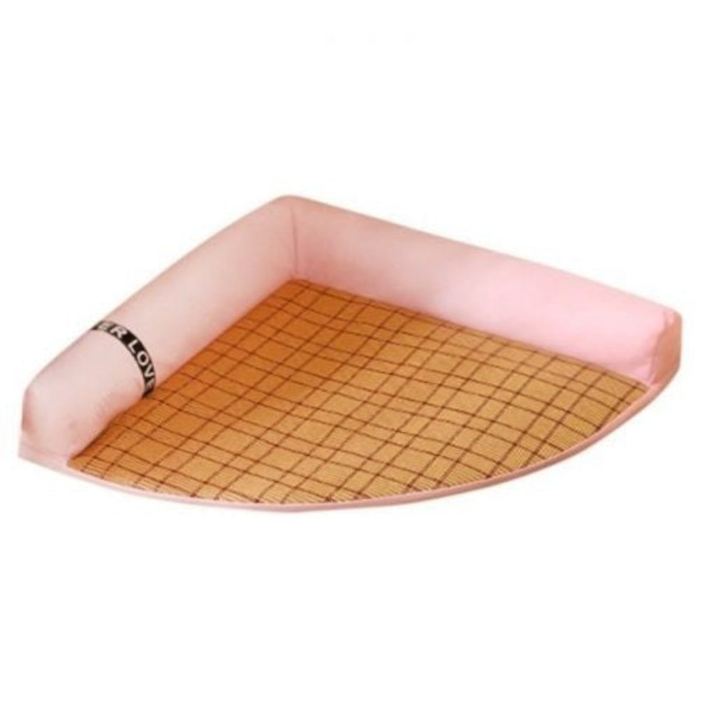 ChillCorner Pet Bed – Space-Saving Cooling Comfort for Hot Days