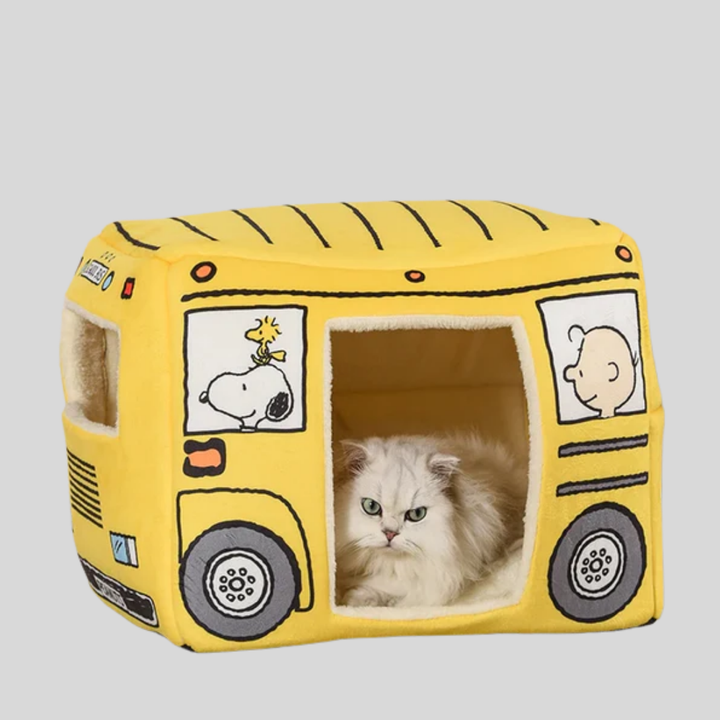 Dog Bed Bus Design – Cozy Enclosed Resting Spot for Dogs