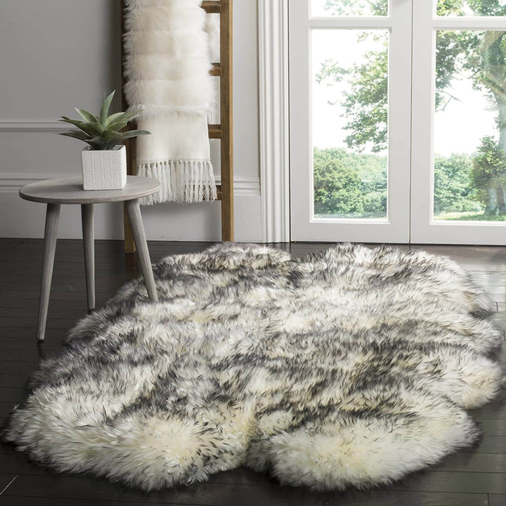 Long Wool Sheepskin Rug