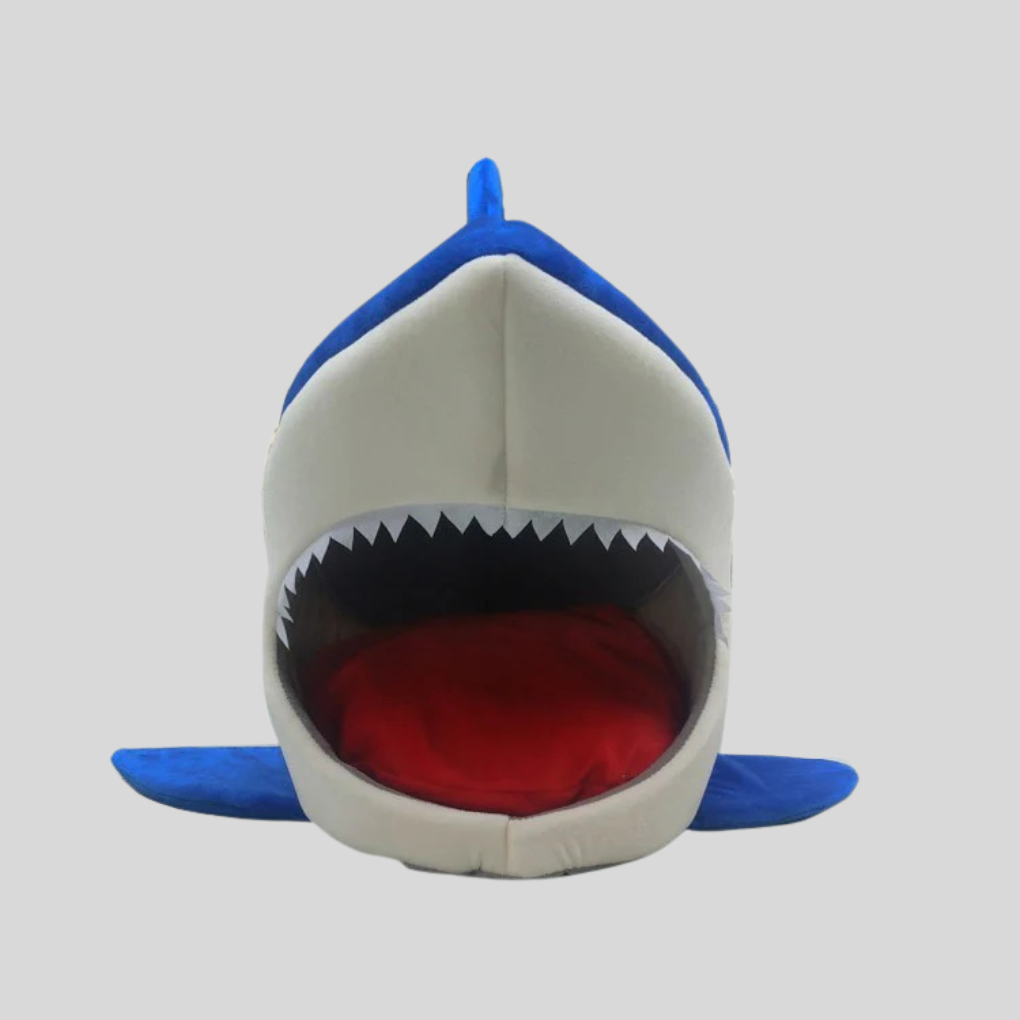 Shark‑Shape Pet Kennel
