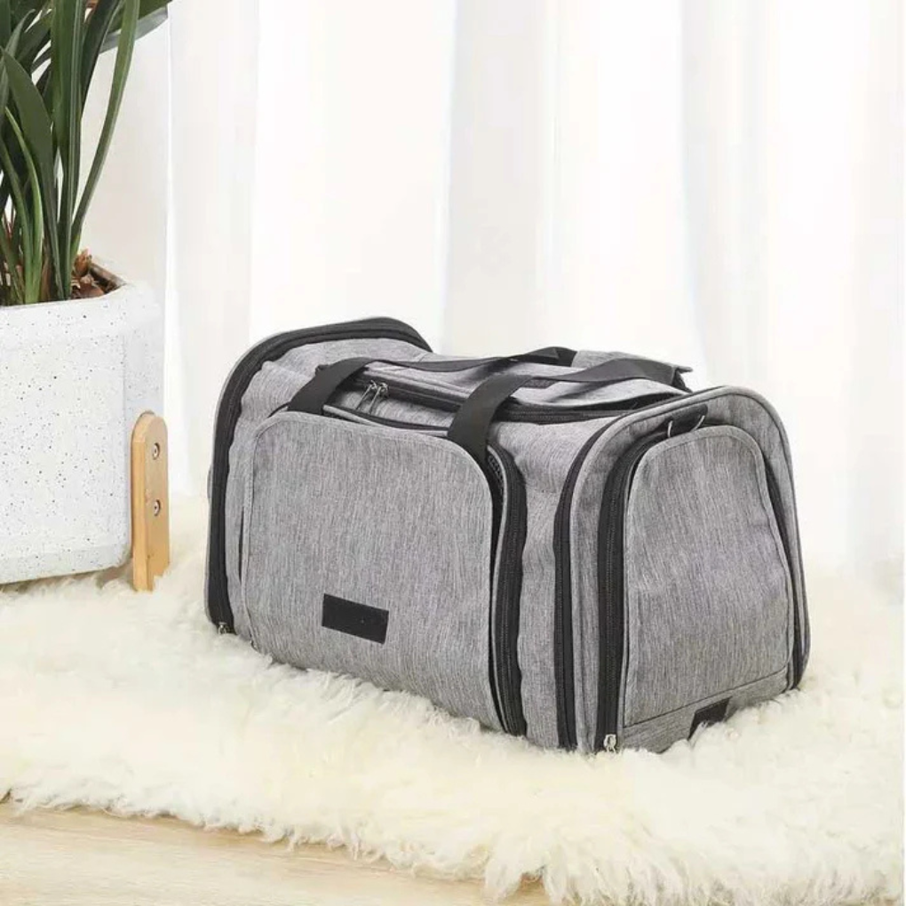 Cabin-Approved Travel Bag for Small Pets