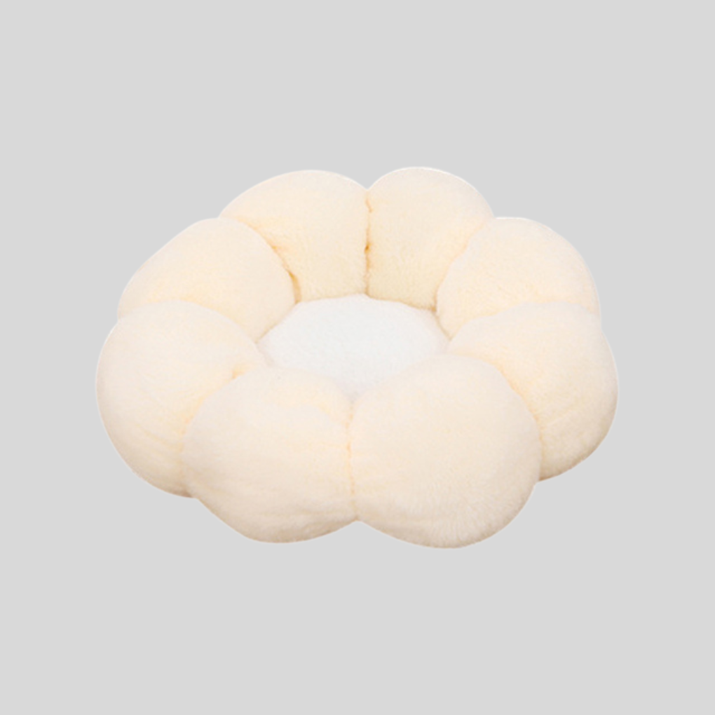 Flower-Shaped Cat Bed